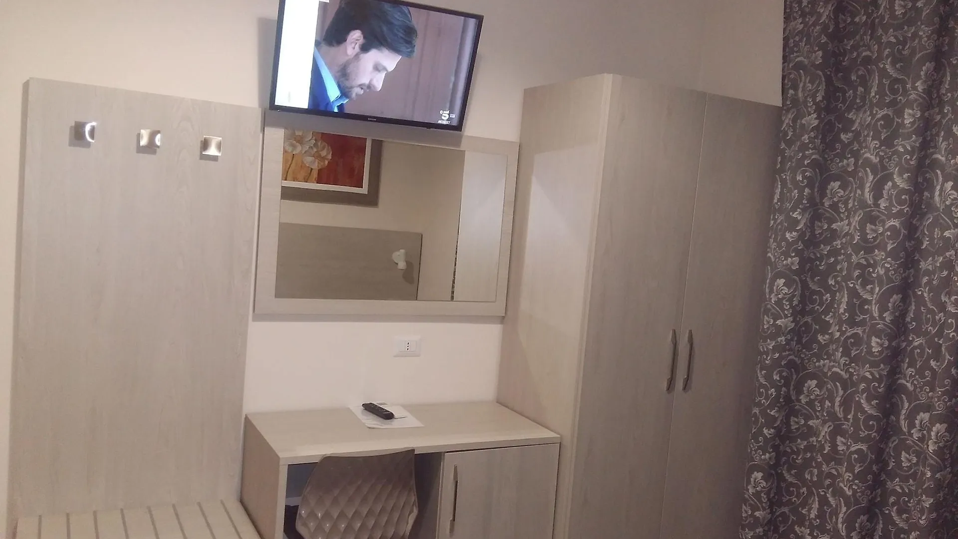 招待所 罗马 日月旅馆酒店