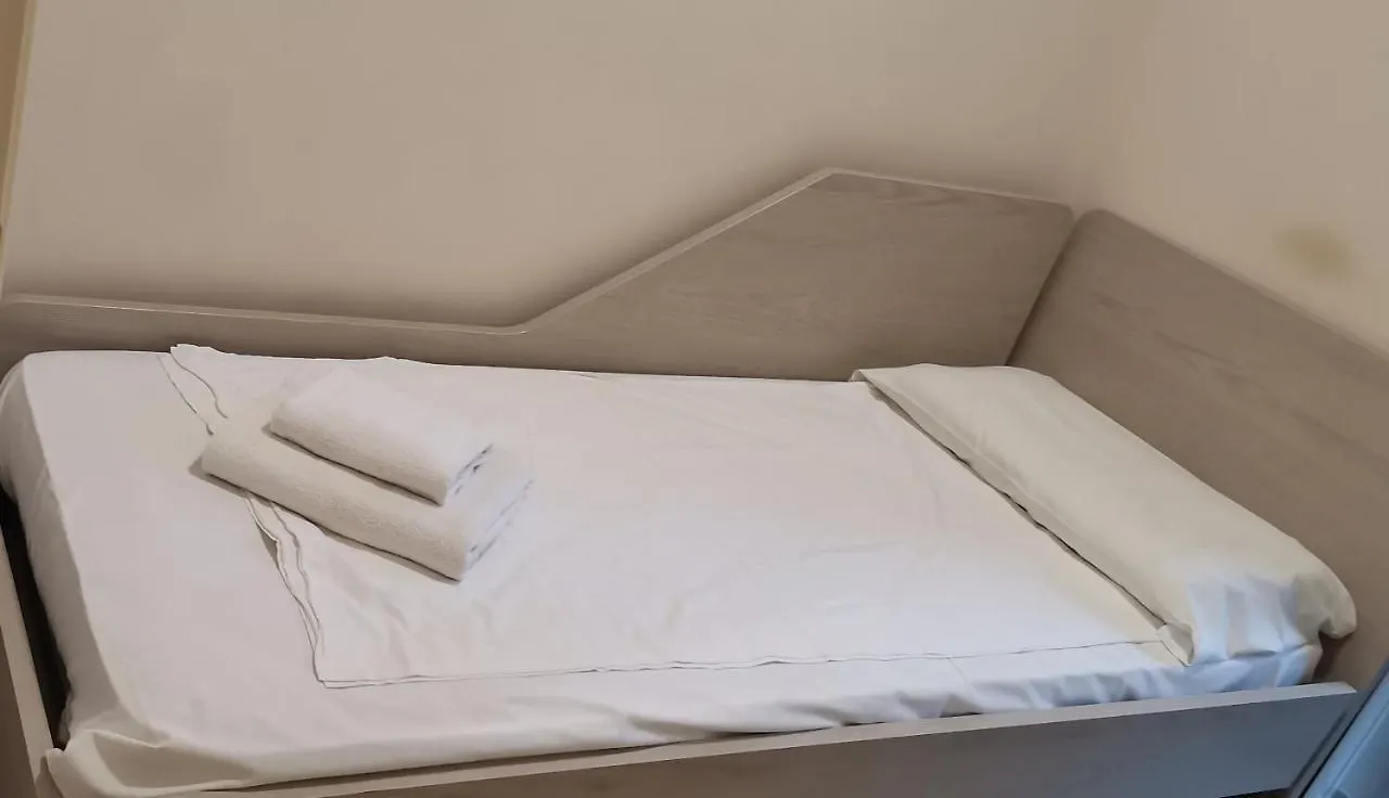 *** Guest house Sun Moon Hotel Rome Italy