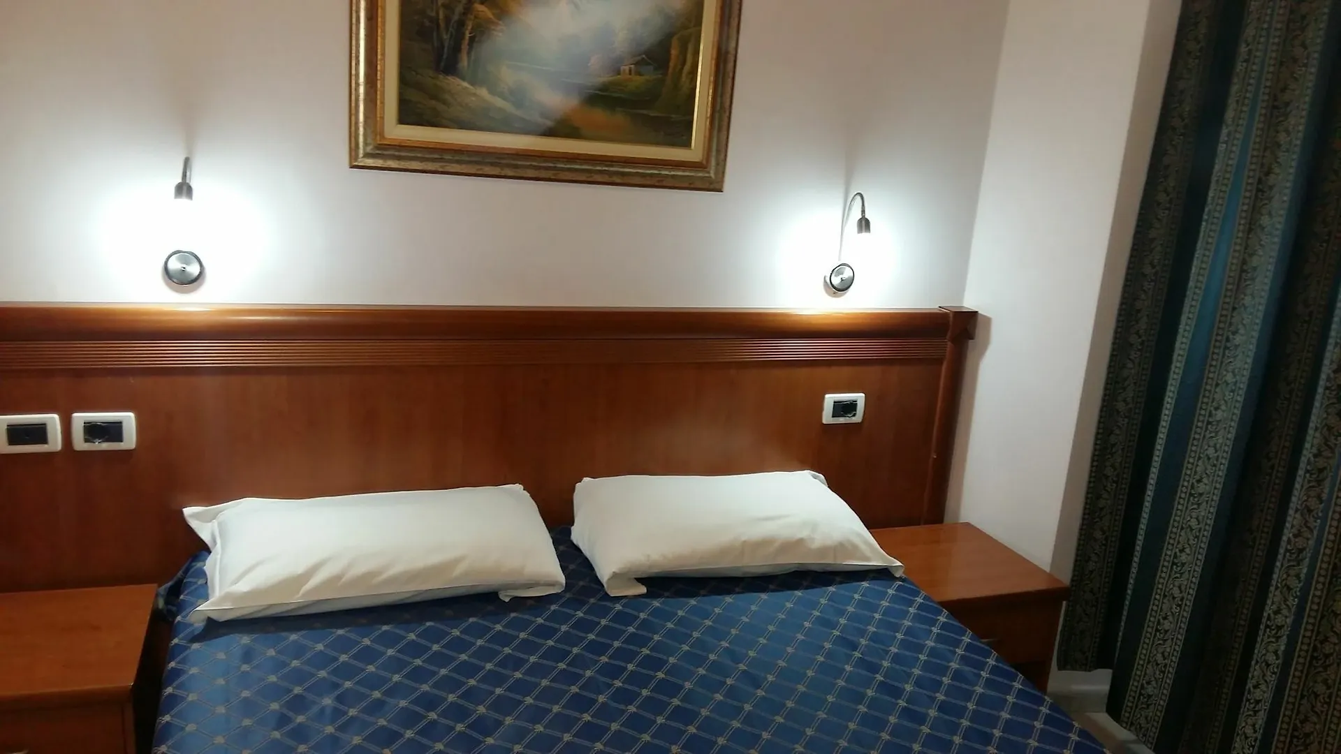 Sun Moon Hotel Roma Casa de hóspedes